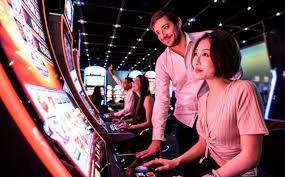 Slot game reels and paytable interface on lxgroup jaya